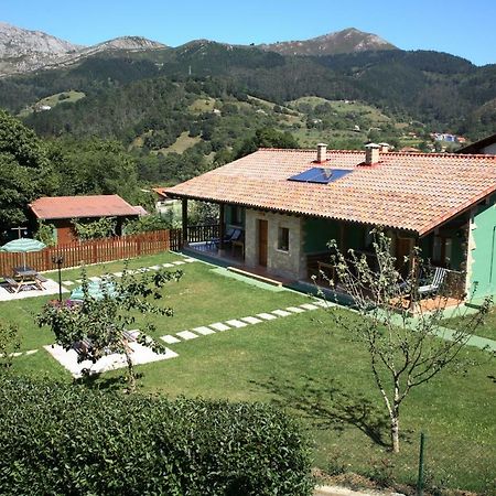 Coviellador Cangas de Onís Casa de hóspedes Exterior foto