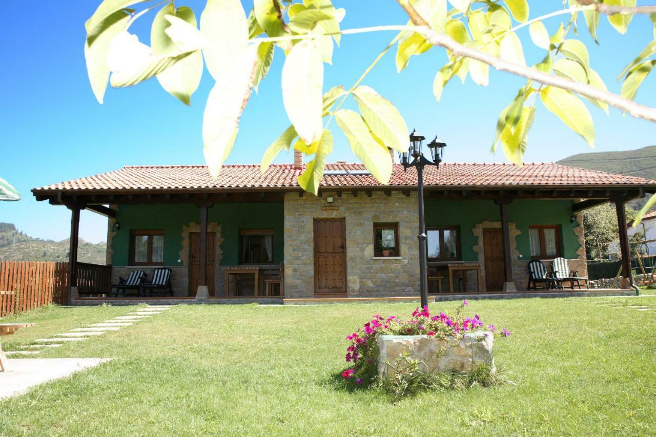 Coviellador Cangas de Onís Casa de hóspedes Exterior foto