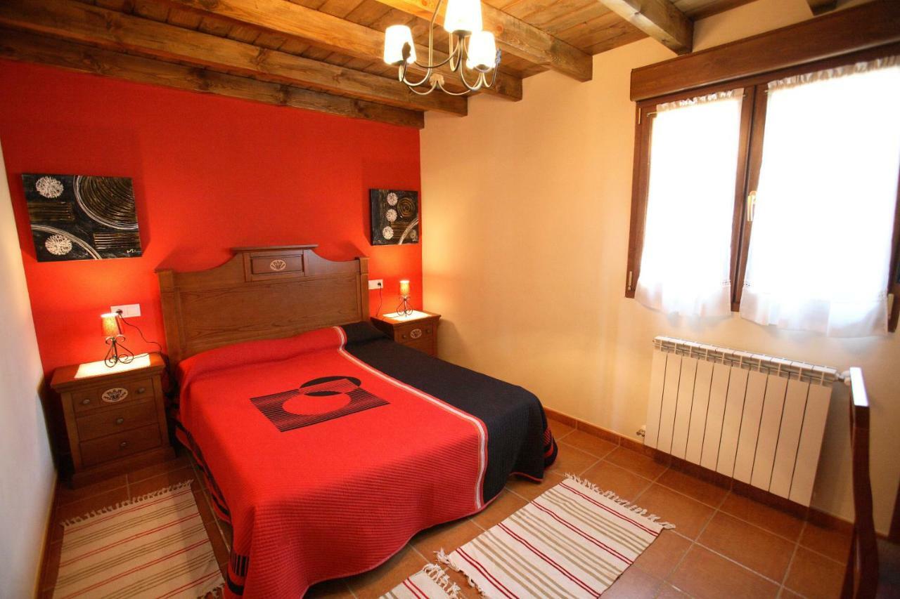 Coviellador Cangas de Onís Casa de hóspedes Exterior foto