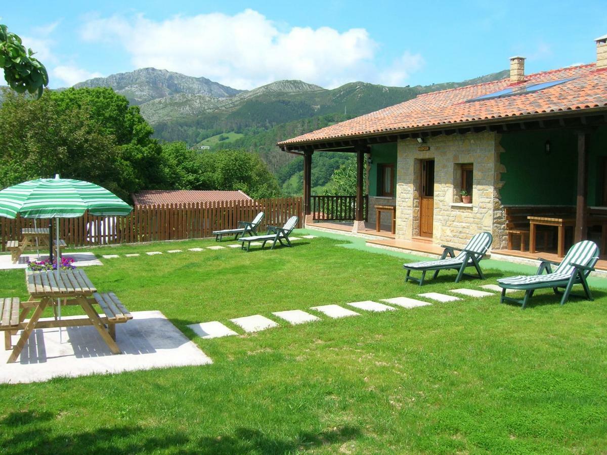 Coviellador Cangas de Onís Casa de hóspedes Exterior foto